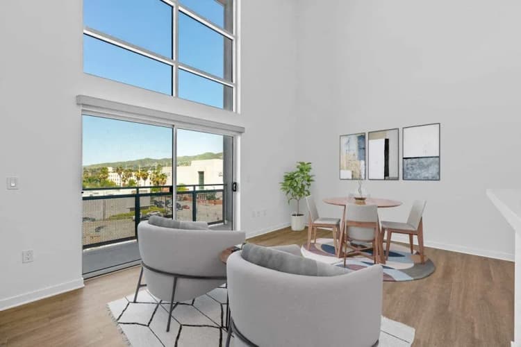 Burbank apartments for rent - image - imgi_21_Apartment_512_2_1(20230929131927595).webp