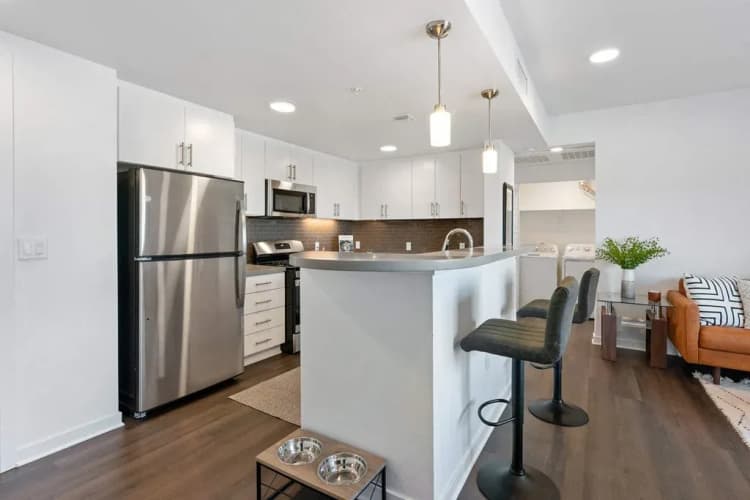 Burbank apartments for rent - image - imgi_23_Apartment_401_2(20230929131928648).webp