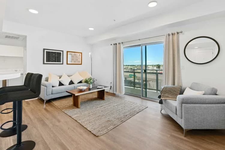 Burbank apartments for rent - image - imgi_33_Apartment_412_2(20230929131933615).webp
