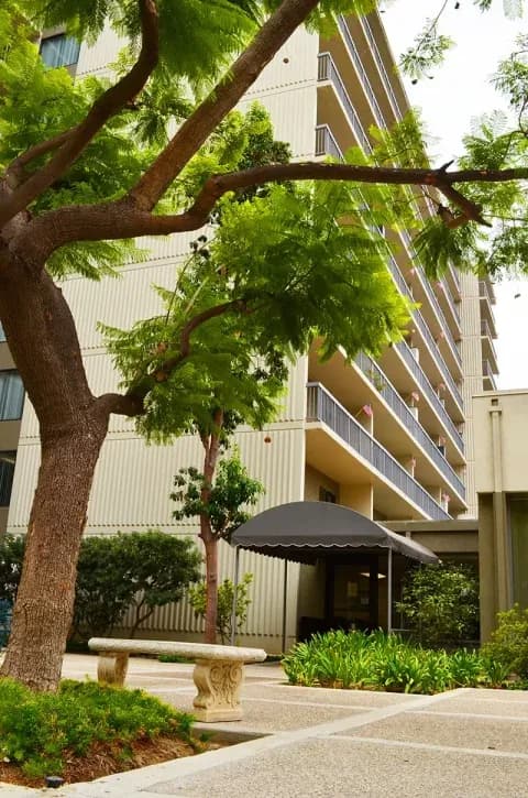 Burbank apartments for rent - image - imgi_22_hp-mainphoto-480x725.webp