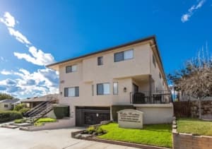 Burbank apartments for rent - Property image - Cedar Venture - 1