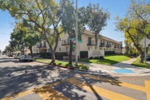 Burbank apartments for rent - Property image - Kenoaks Venture - 3