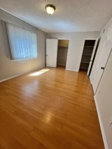 Burbank apartments for rent - Property image - Santa Anita Court - 3