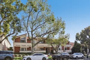 Burbank apartments for rent - Property image - Verdugo Hills - 1