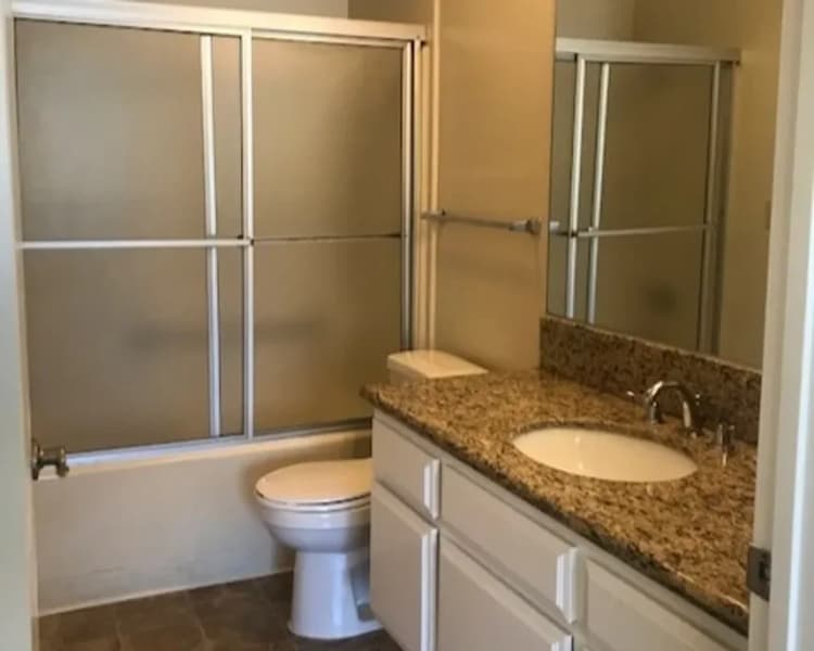Burbank apartments for rent - image - 2021 Peyton Avenue - 4.webp