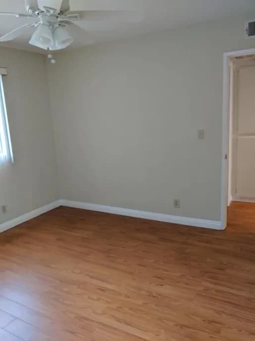 Burbank apartments for rent - image - 229 West Tujunga - 8.webp