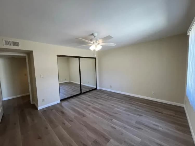 Burbank apartments for rent - image - 301 East Verdugo Ave - 4.webp