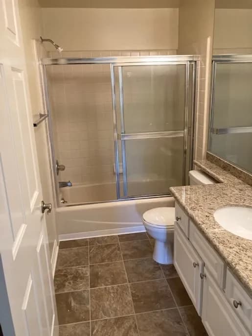 Burbank apartments for rent - image - 360 Hollywood Way - 12.webp