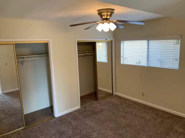 Burbank apartments for rent - image - 509 E San Jose - 10.webp