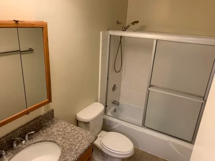 Burbank apartments for rent - image - 509 E San Jose - 11.webp