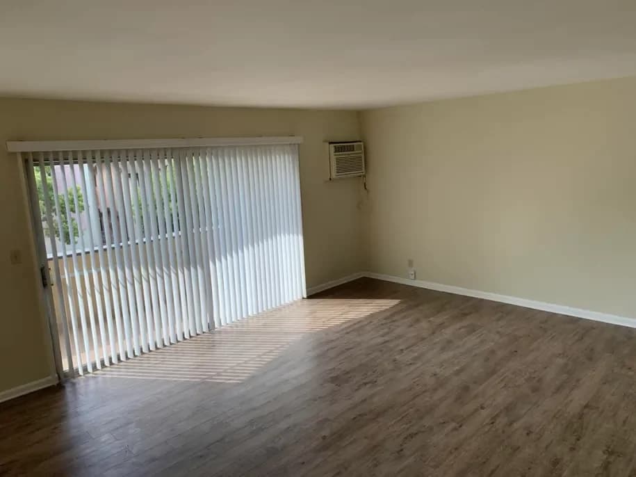 Burbank apartments for rent - image - 509 E San Jose - 01.webp