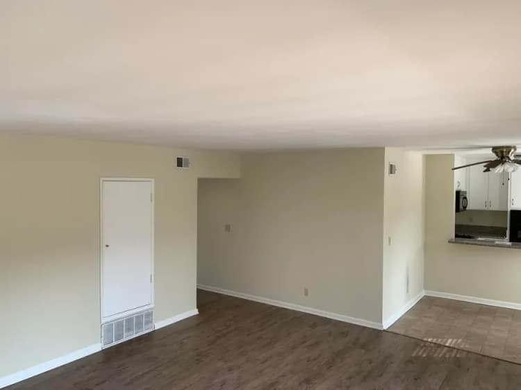 Burbank apartments for rent - image - 509 E San Jose - 03.webp