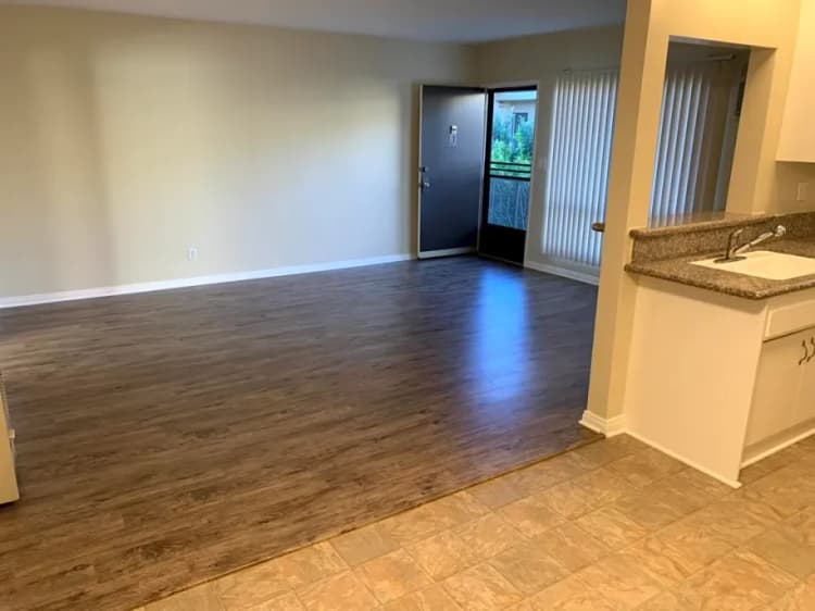 Burbank apartments for rent - image - 509 E San Jose - 14.webp