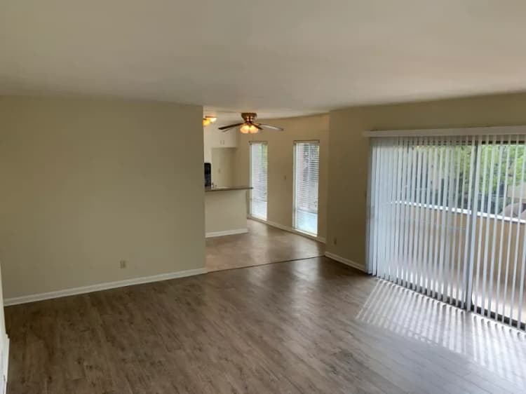 Burbank apartments for rent - image - 509 E San Jose - 02.webp