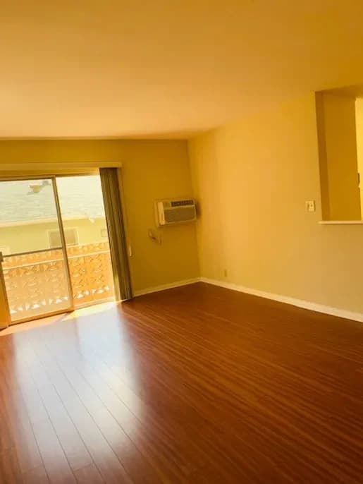 Burbank apartments for rent - image - 715 E Providencia Ave01.webp