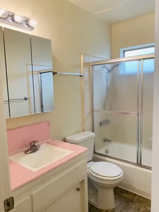 Burbank apartments for rent - image - 715 E Providencia Ave05.webp