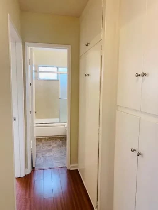 Burbank apartments for rent - image - 715 E Providencia Ave11.webp